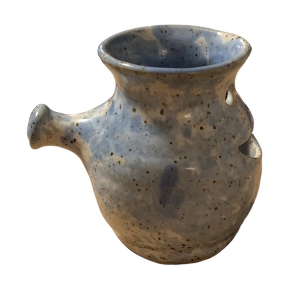 Charming, Artist 👩‍🎨 Signed Egg Seperator - Picture 3 of 5